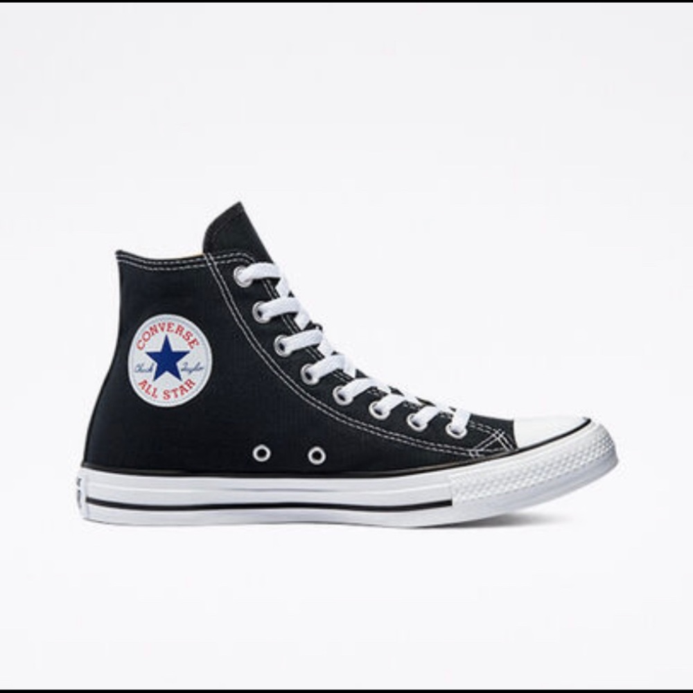 BRAND NEW LOOKING CONVERSE
